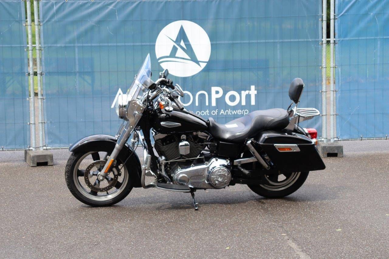 Motorcycle Harley-Davidson Dyna Switchback Petrol 2014