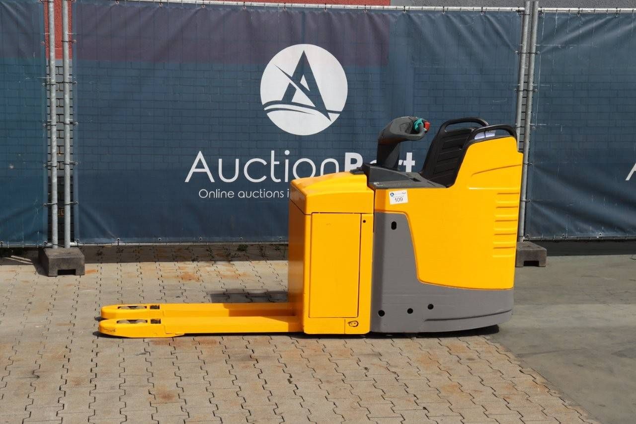 Palletwagen Jungheinrich ERE 225 f.P. Elektrisch 2500kg 2016
