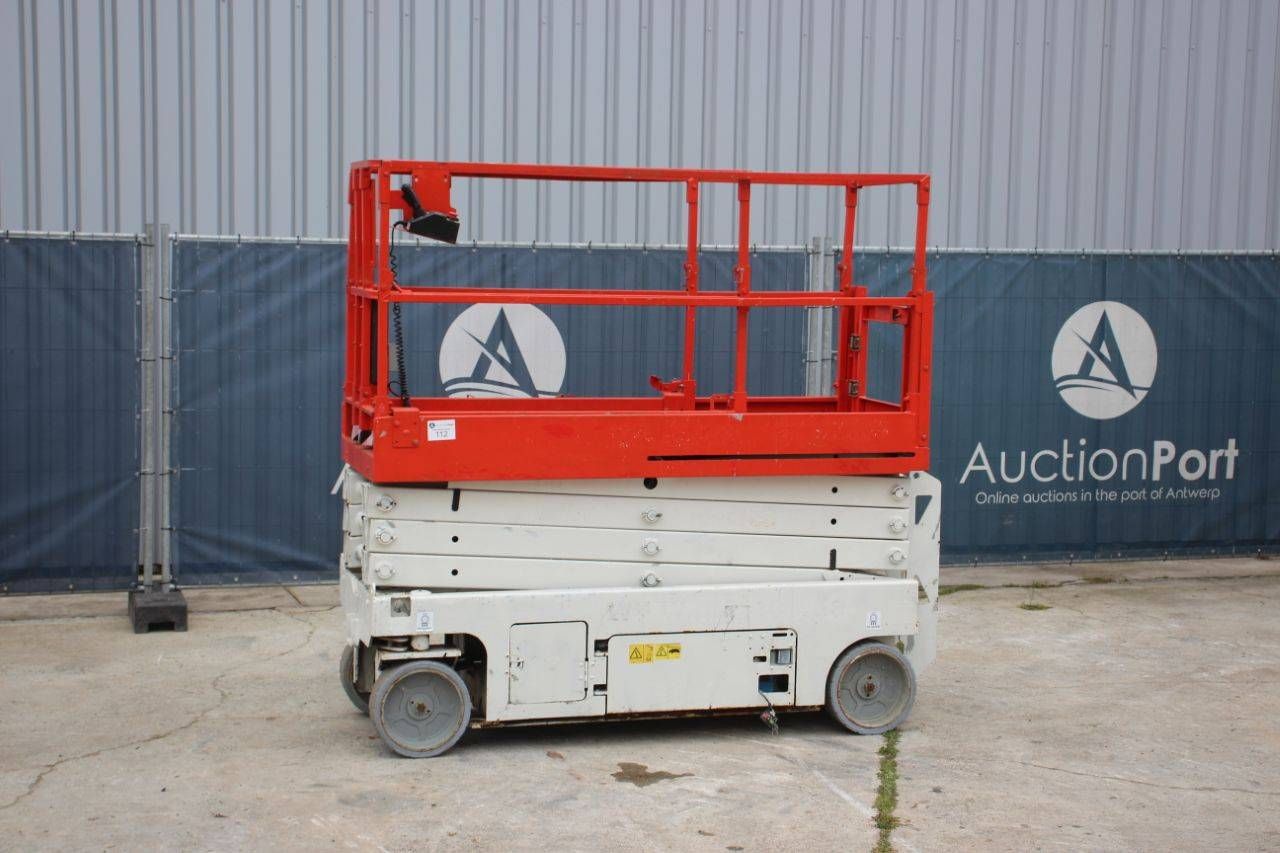 Scissor lift Genie GS2632 Electric 9.9m 2012