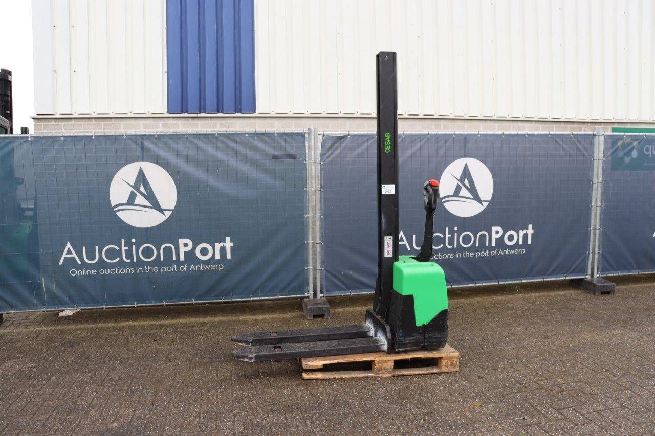 Stacker CESAB S110 Electric 1000kg 2014