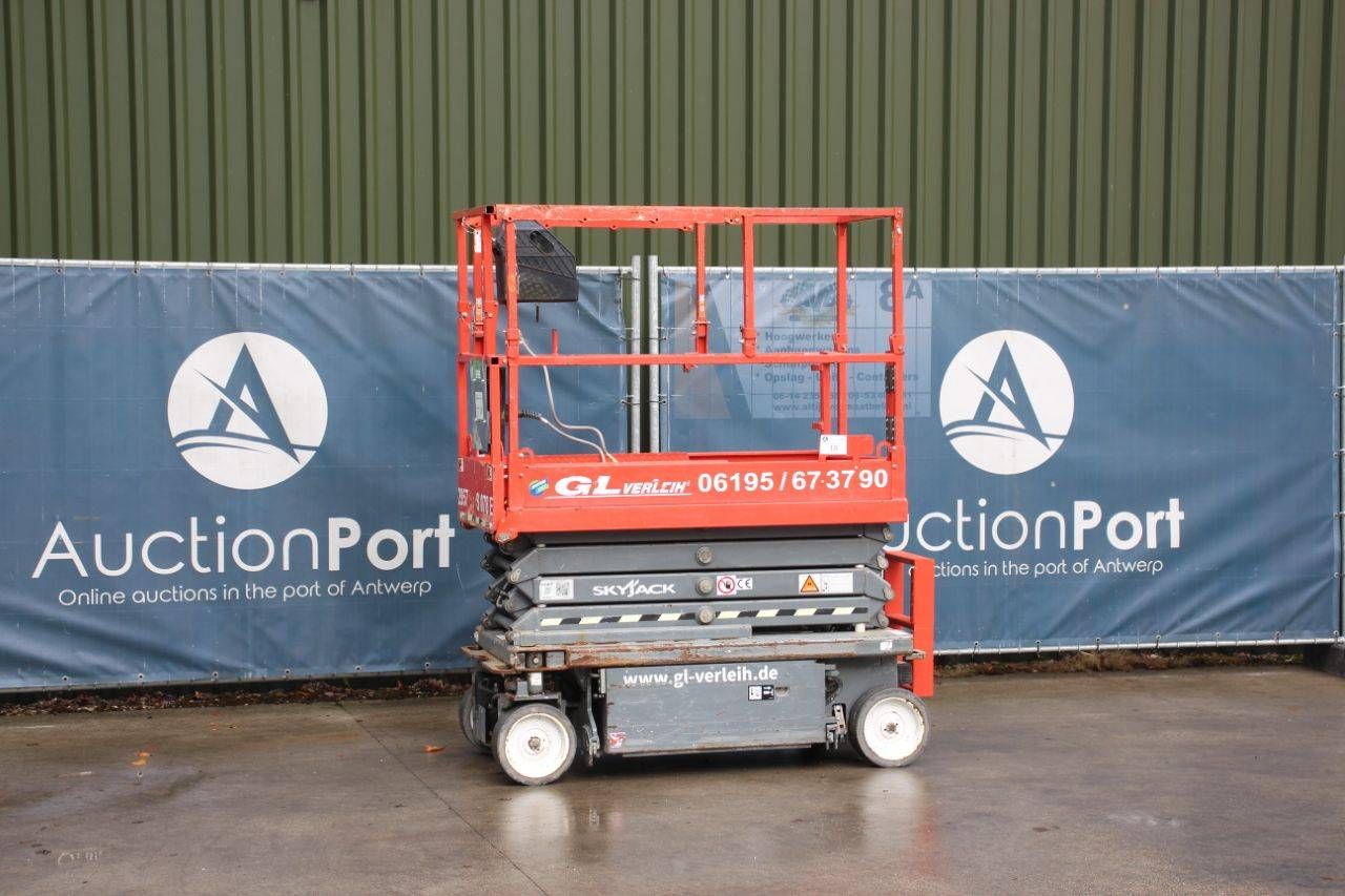 Scissor lift Skyjack SJ3219 Electric 7.65m 2021