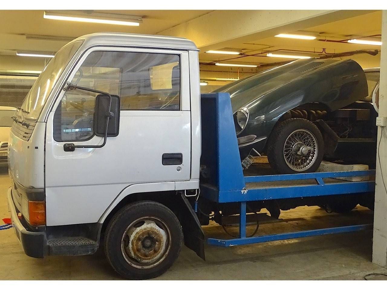 Tow truck Mitsubishi Fuso Canter Diesel (Margin)