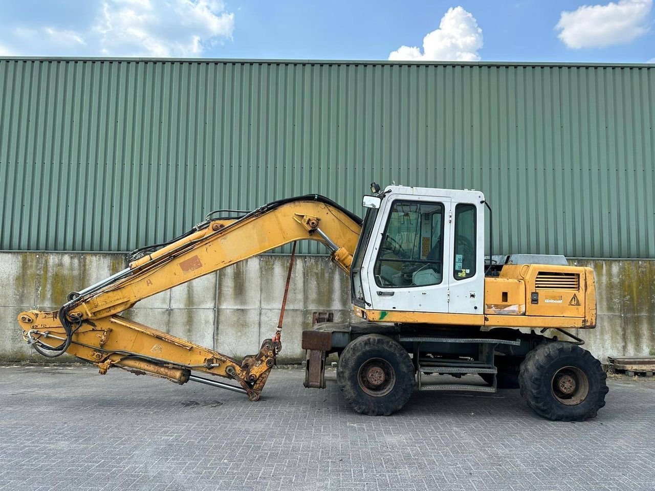 Tire crane Liebherr A900B Diesel