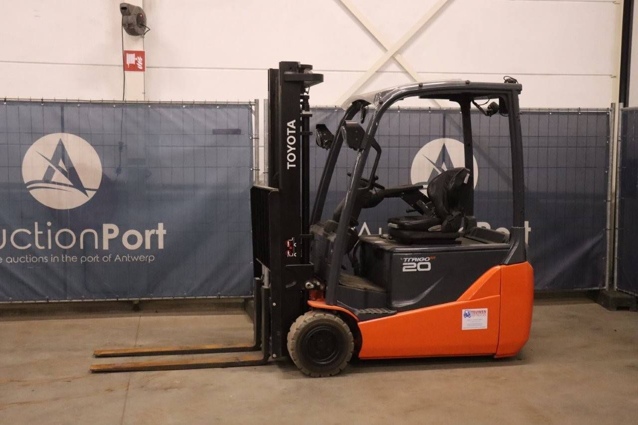 Forklift Toyota Traigo 20 Electric 2000kg 3.3m