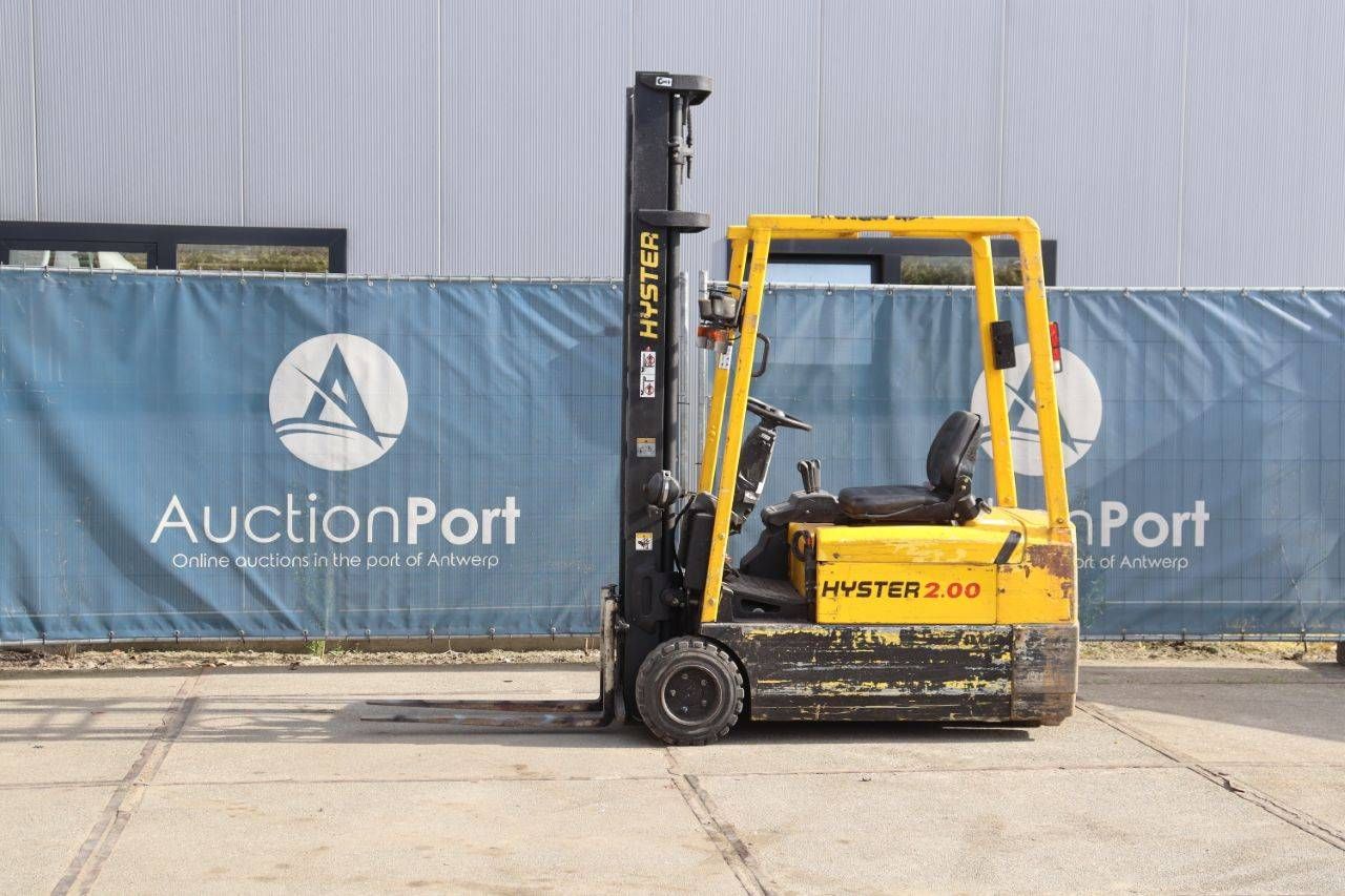 Hyster J2.00XMT Electric Forklift 1870kg 4.33m 2001
