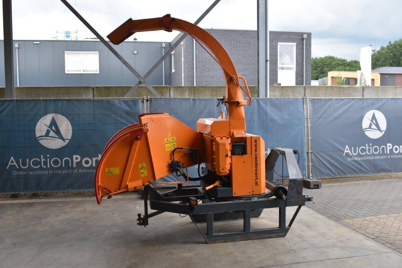 Wood chipper Jensen A328
