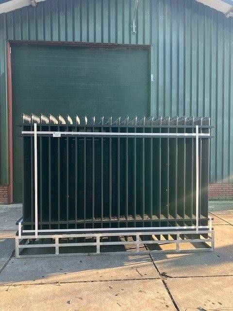 Fencing 90 meters New