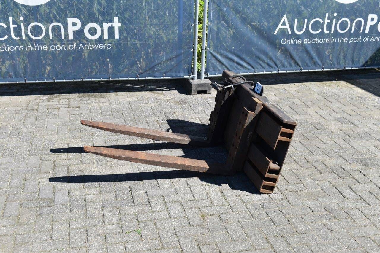 Fork carriage (Margin)