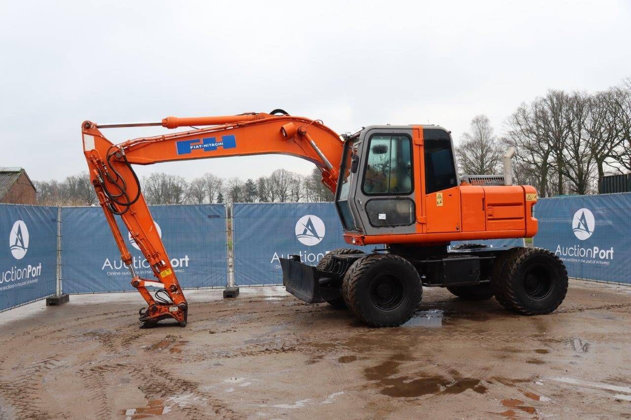 Excavator Hitachi FH 130W.3 Diesel