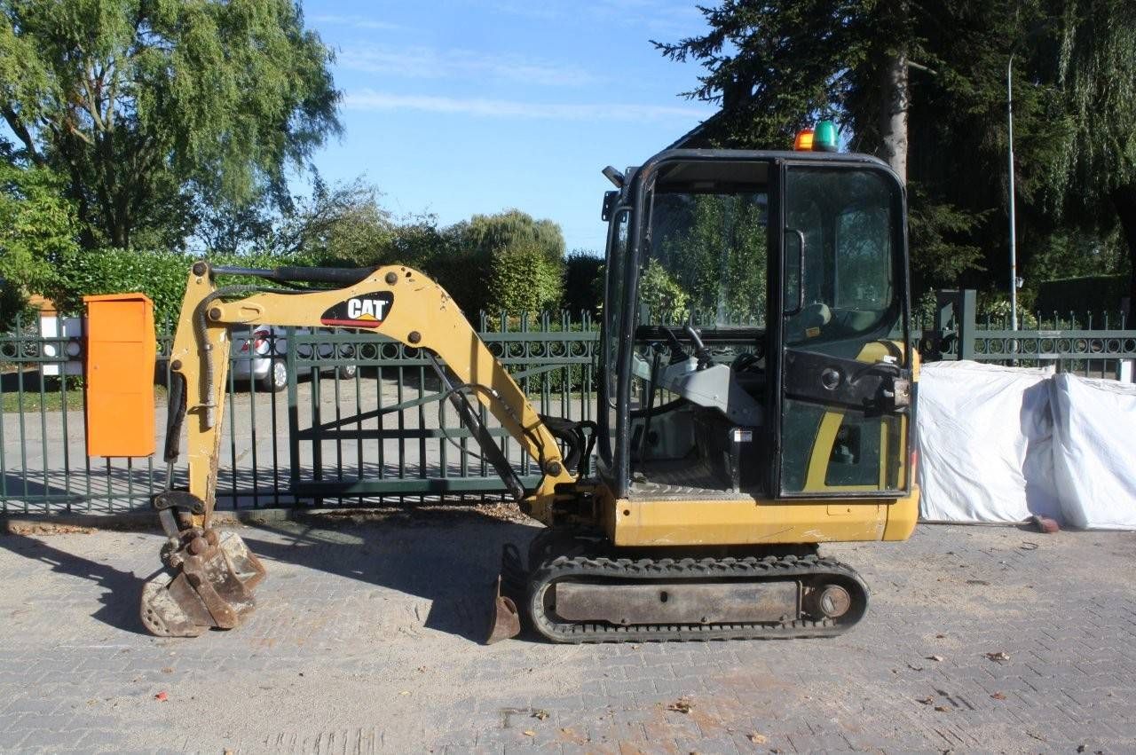 Mini excavator Caterpillar 301.6C Diesel 13.5kW 2011