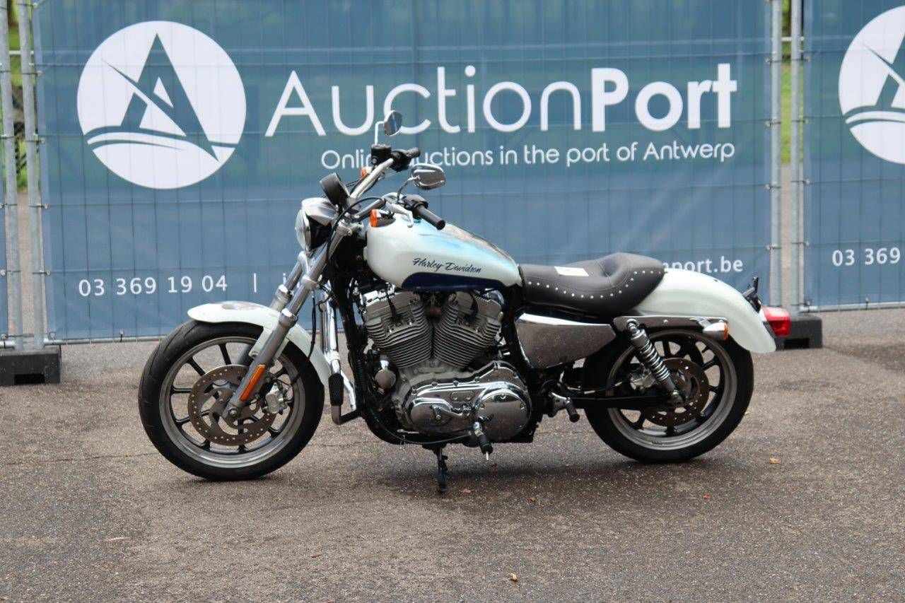 Motorcycle Harley-Davidson Sportster XL883 Petrol 2014