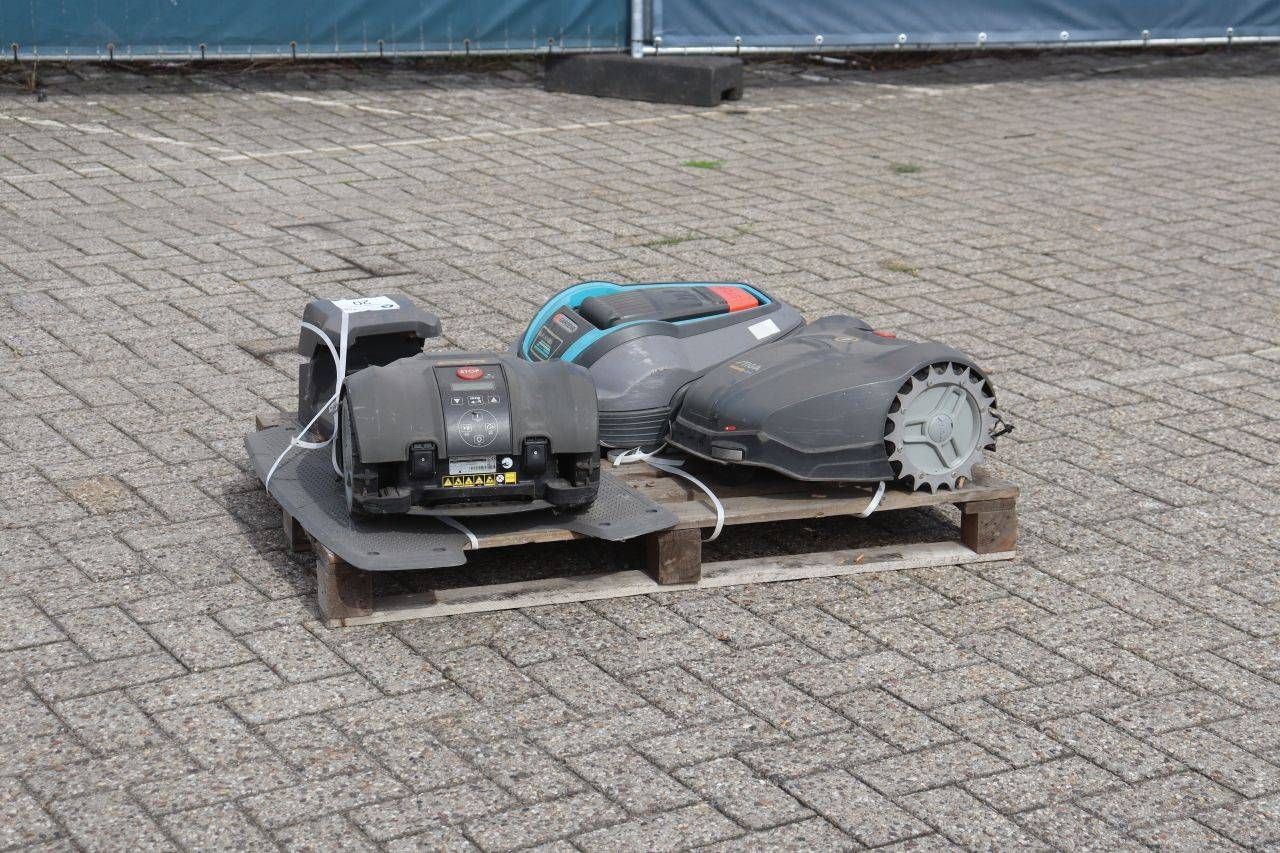 Batch of Stiga Autoclip 225S and Gardena R50Li Electric Robotic Mowers, 3 Pieces