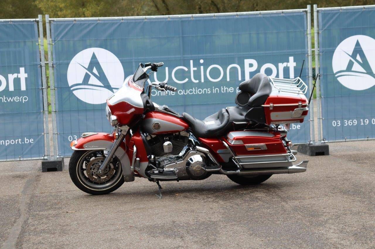 Motorcycle Harley-Davidson Ultra Classic Petrol 2000 (Margin)
