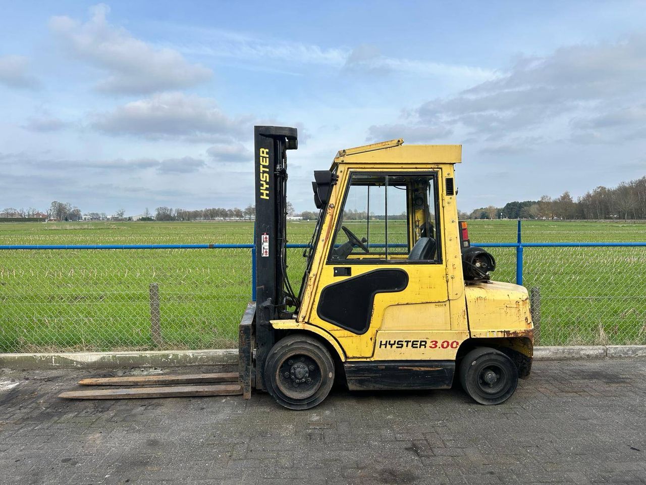 Forklift Hyster H3.00XM LPG 3000kg 3.7m 2004