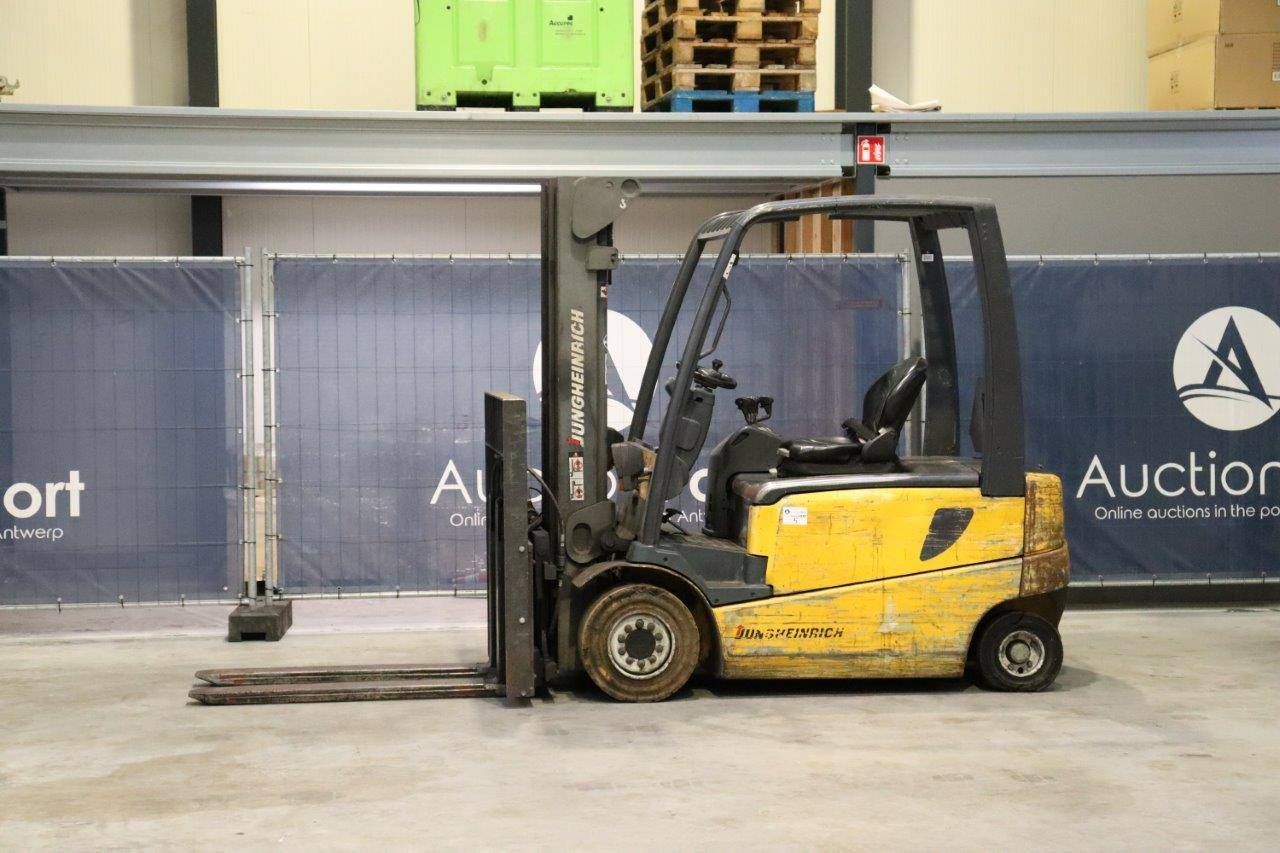 Forklift Jungheinrich EFG430 Electric 3000kg 5.0m 2006