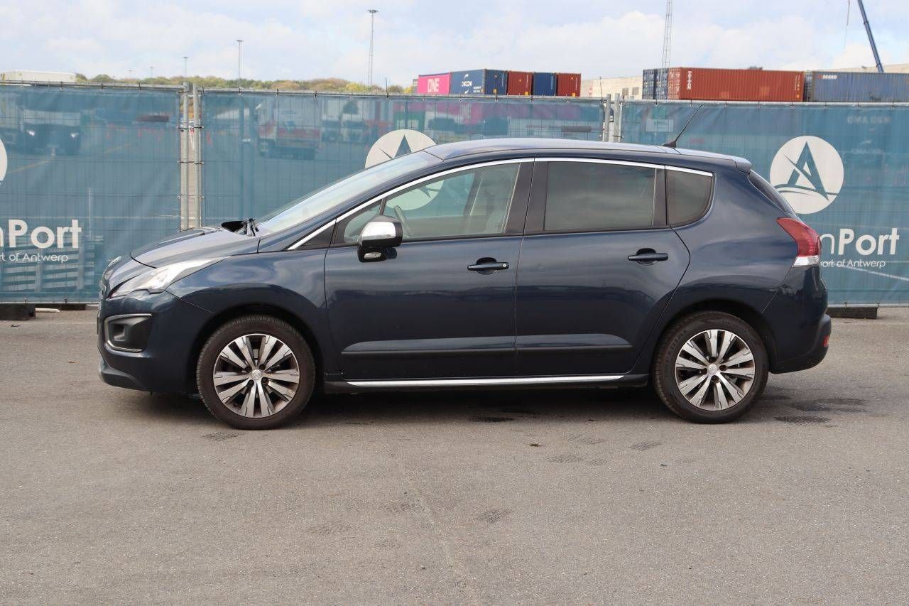 Passenger car Peugeot 3008 Diesel 115hp 2014 (Margin)
