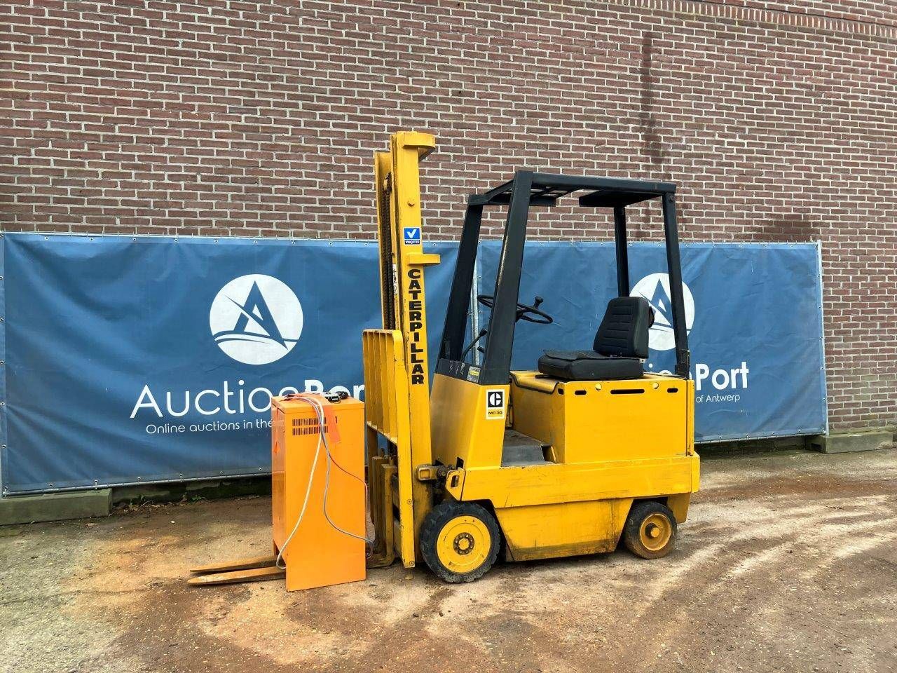 Forklift Caterpillar MC30 Electric 1500kg  