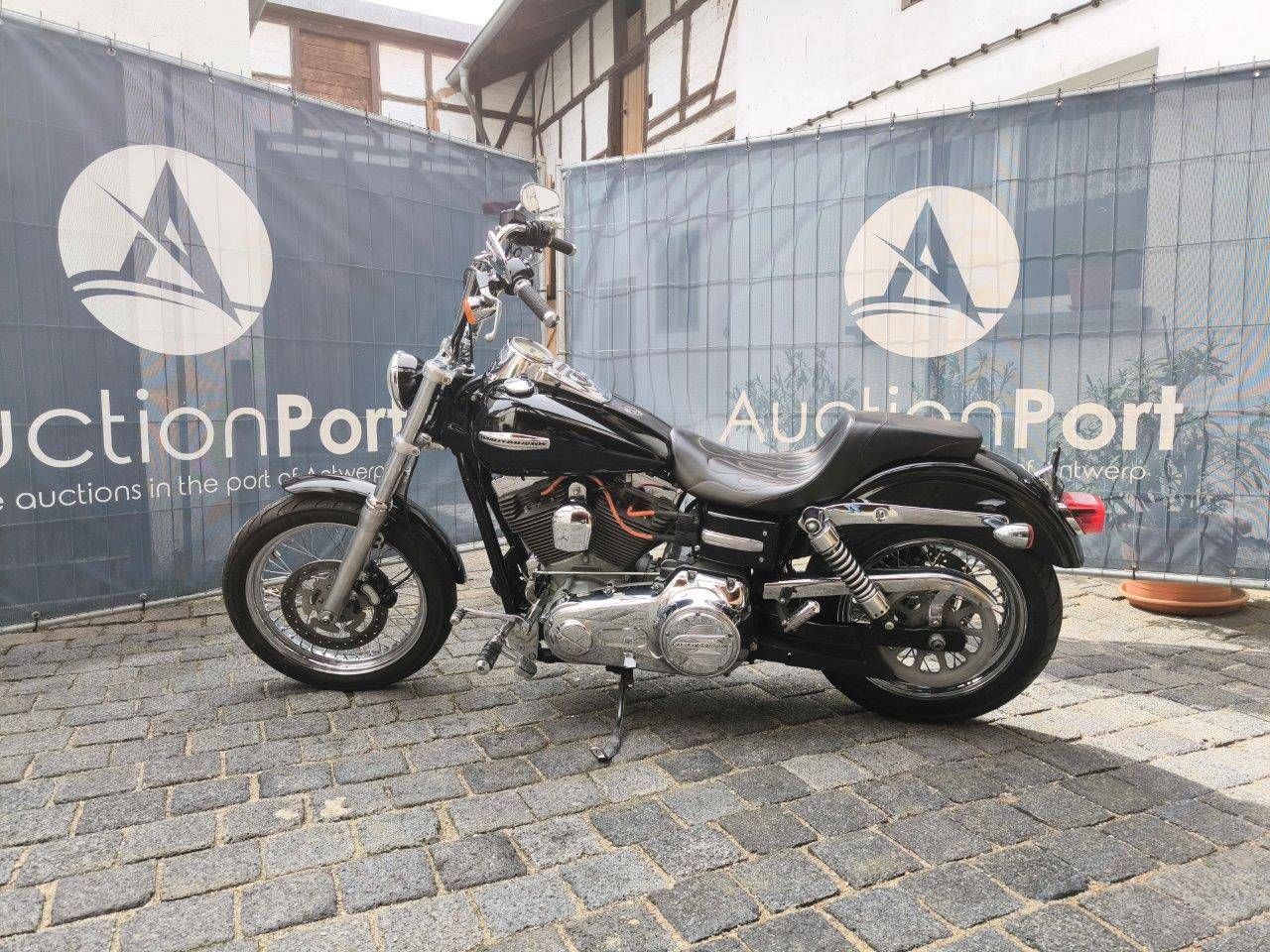 Harley Davidson FXDC Dyna Super Glide