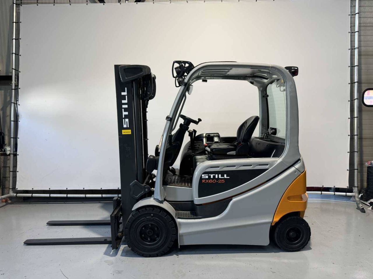 Forklift Still RX60-25 Electric 2500kg 4.4m 2014