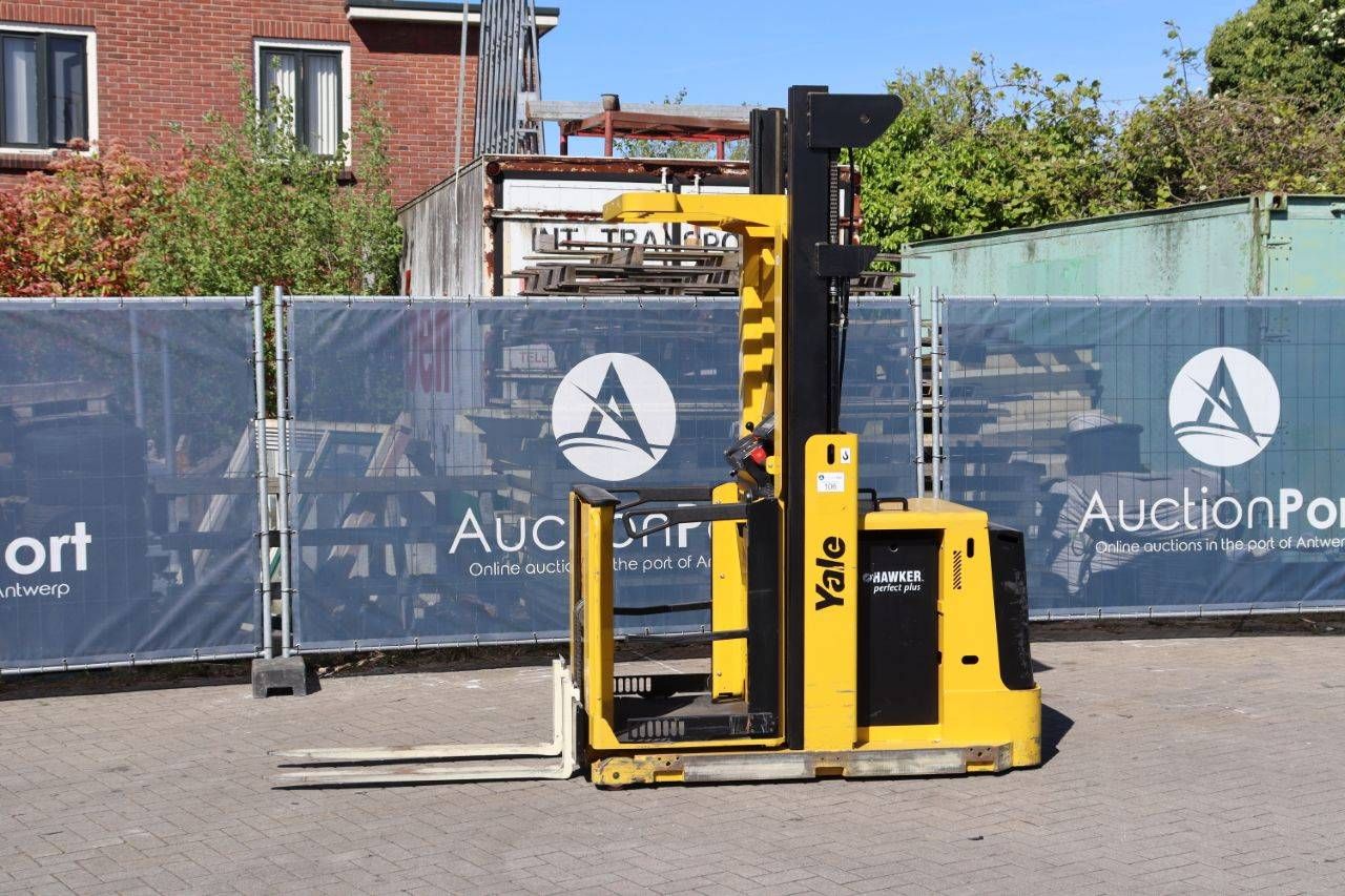 Order Picker Yale MO10E Electric 1000kg 2019