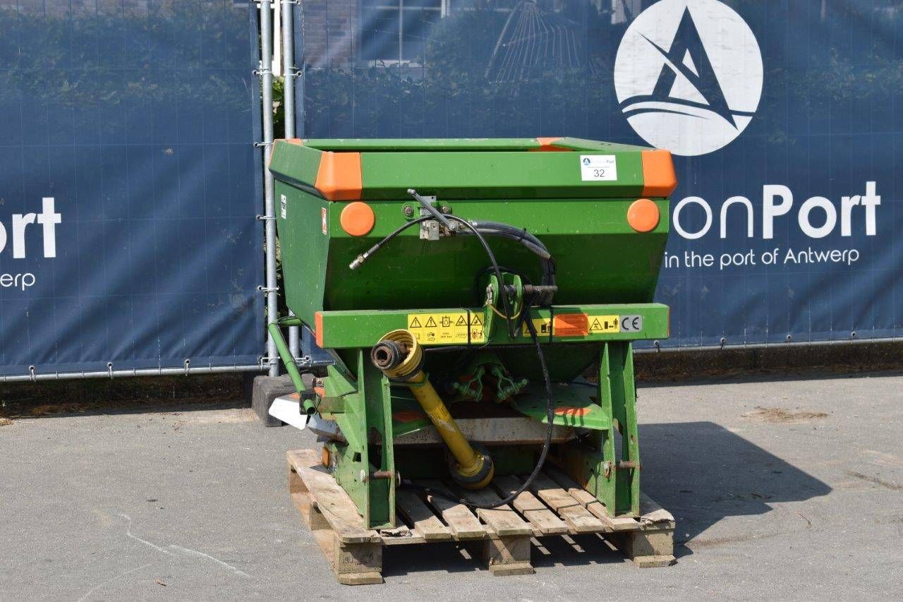 Fertilizer spreader Amazone ZA-XW