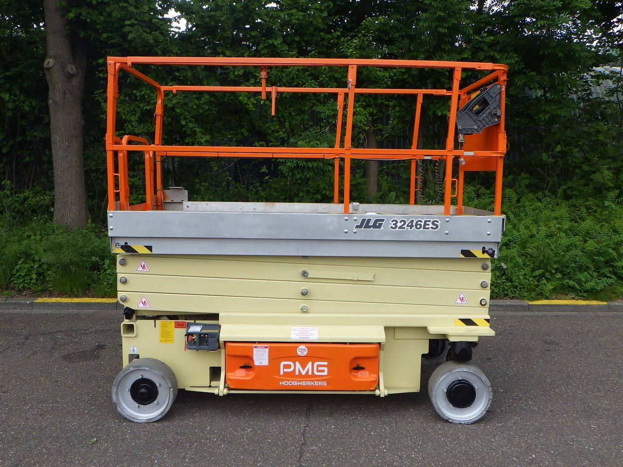 Scissor lift JLG 3246ES 11.75m Electric 2011