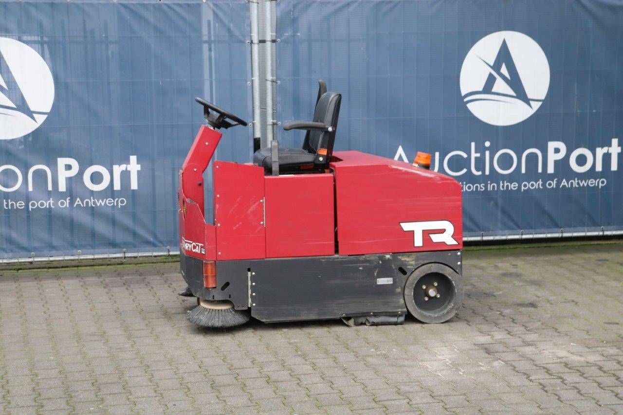 Sweeper Factory Cat TR