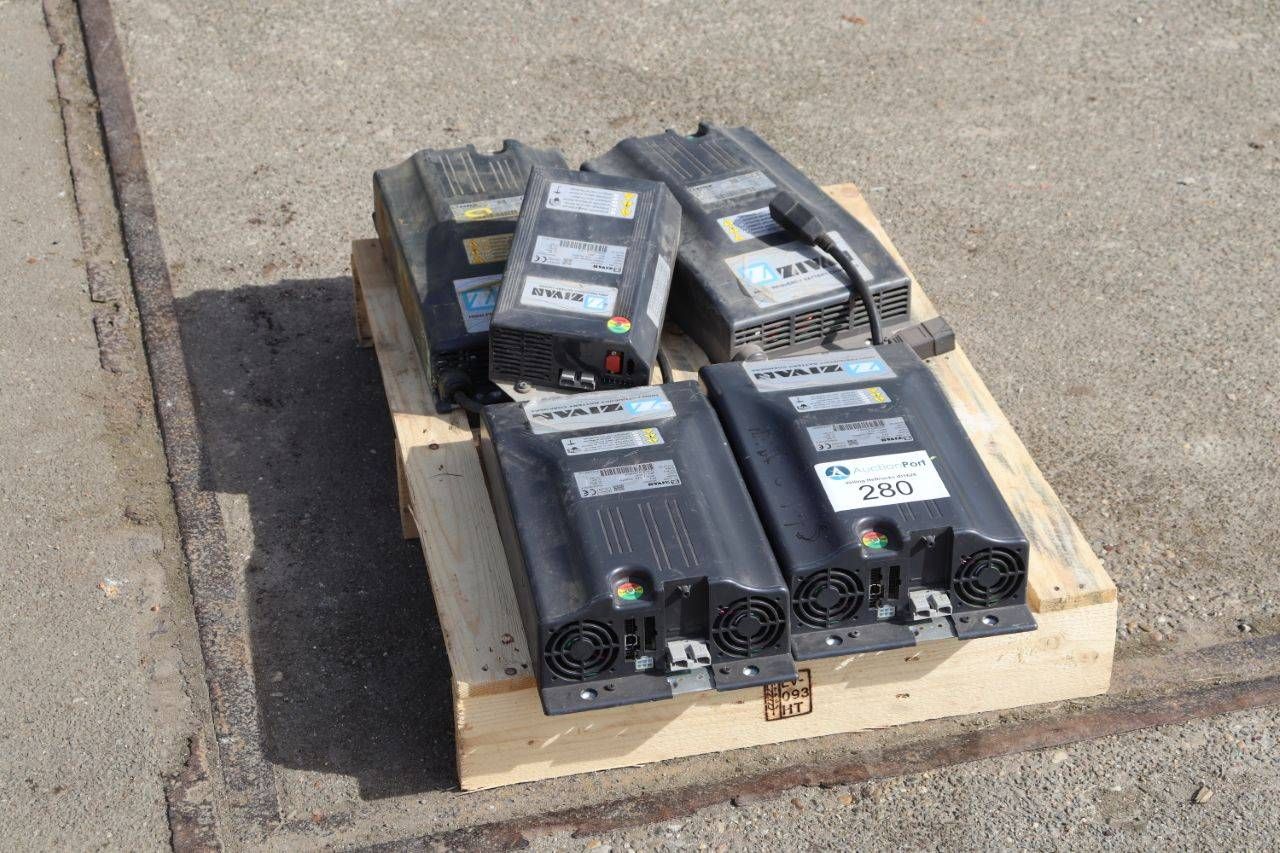 Batch of Zivan battery chargers, 5 pieces