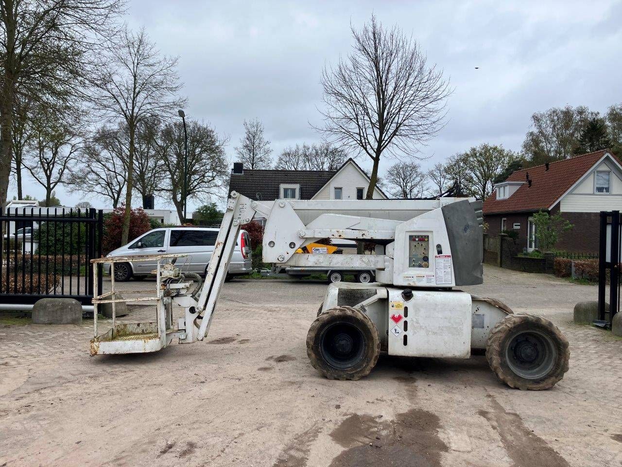 Articulating boom lift Haulotte HA12PX Diesel 230kg 12.4m 2007