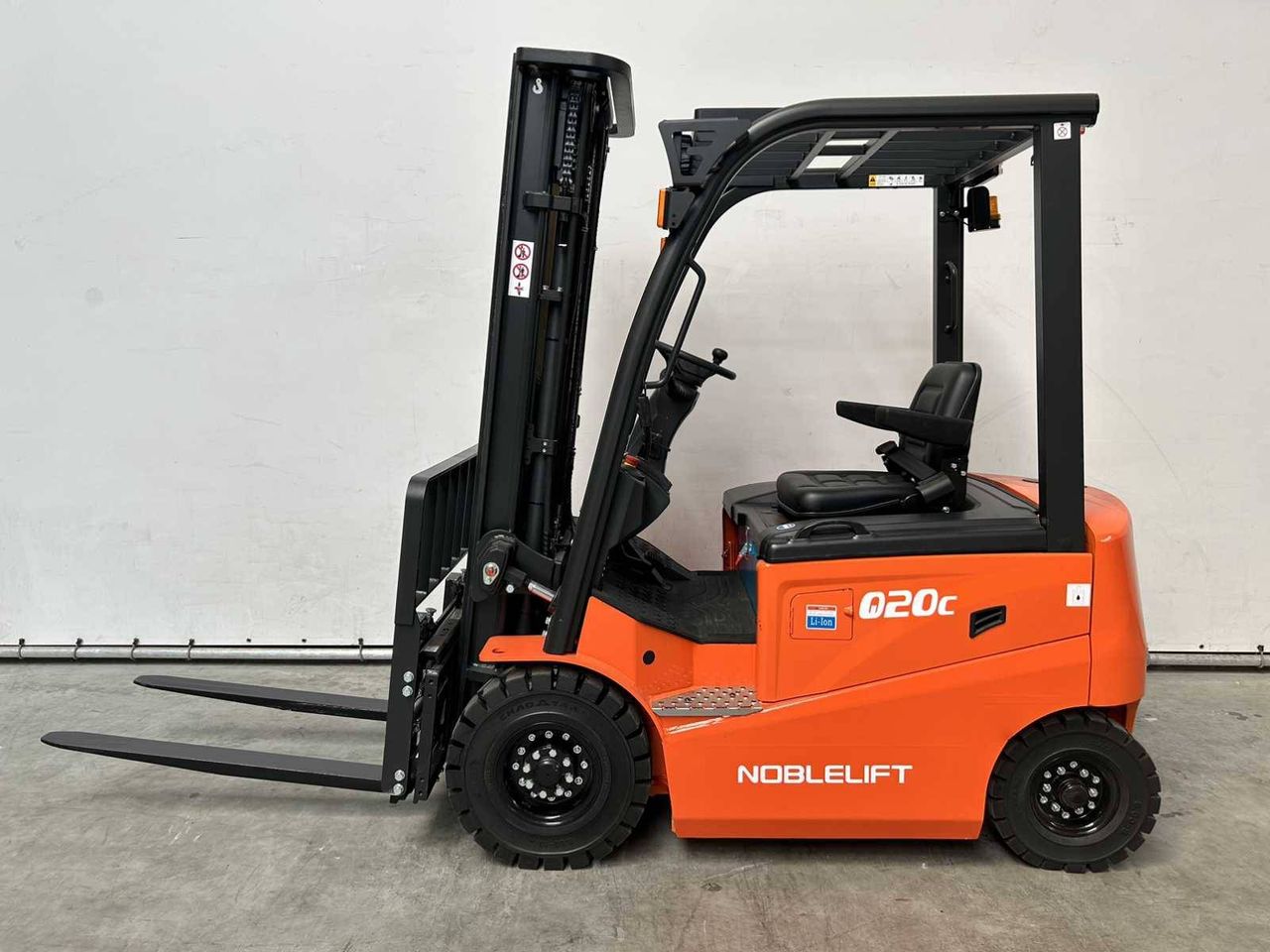 Forklift Noblelift Q20C Electric 2000kg 4.8m 2024