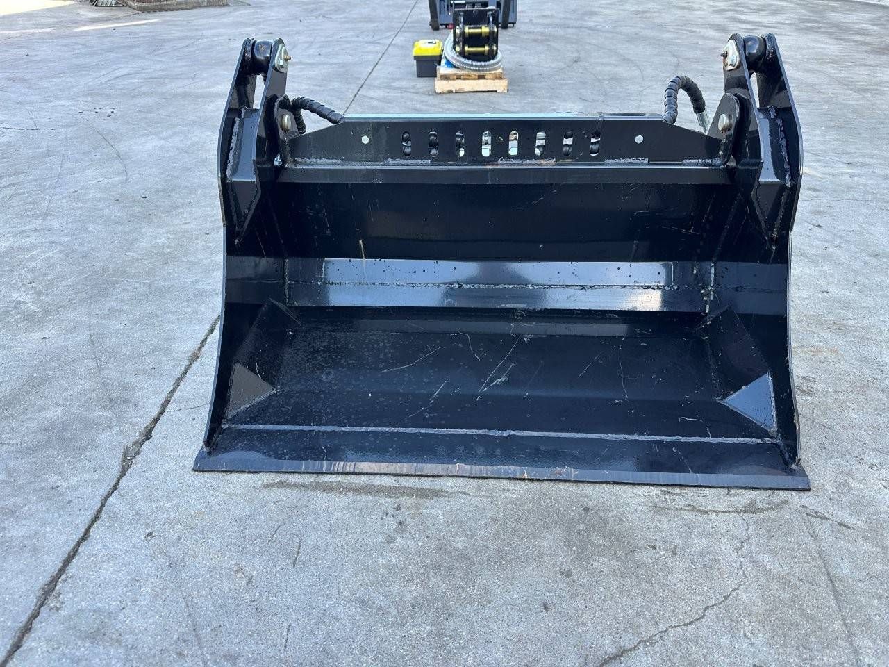 4 In 1 Box Giyi GY-XKH39F 2025
