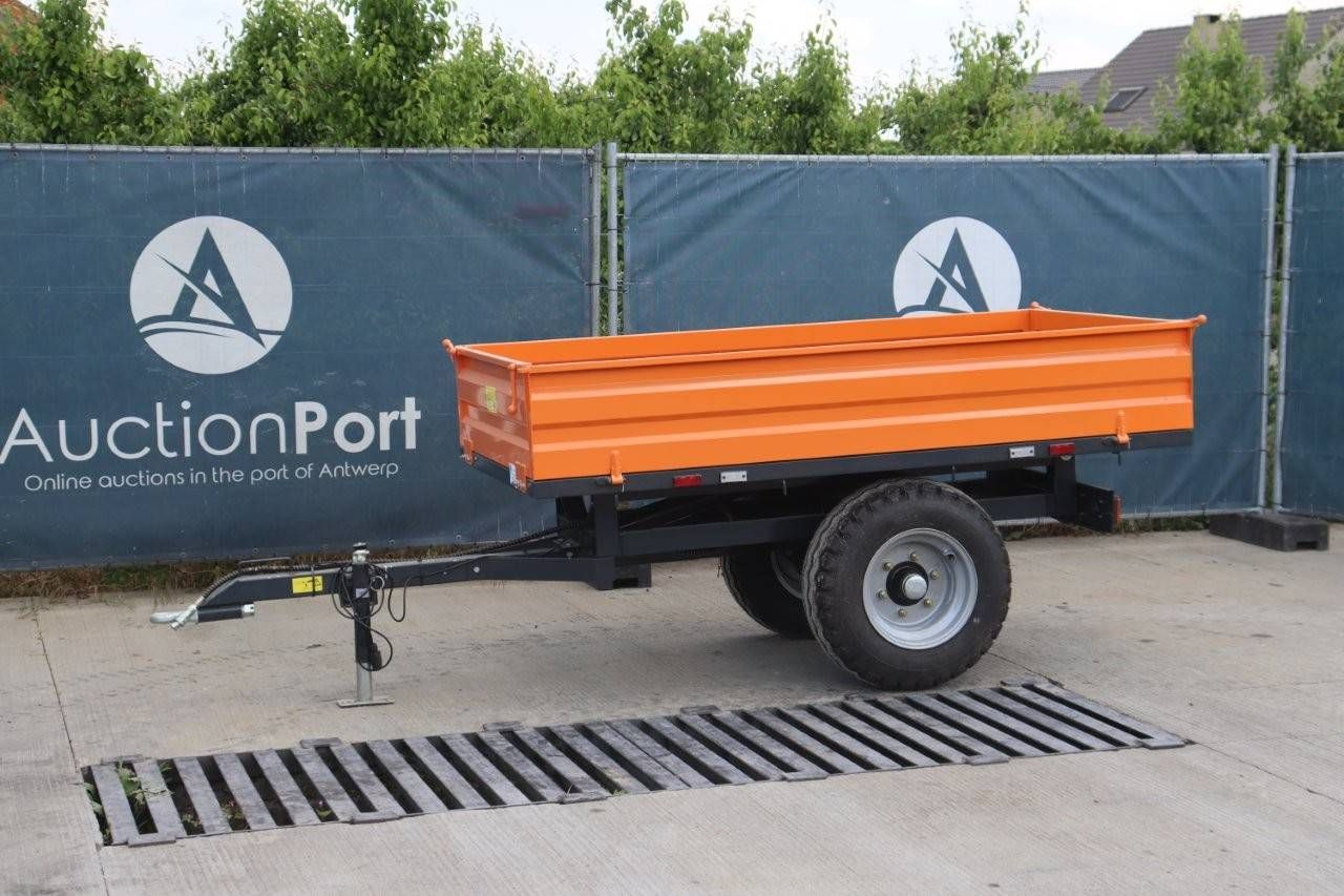 Trailer