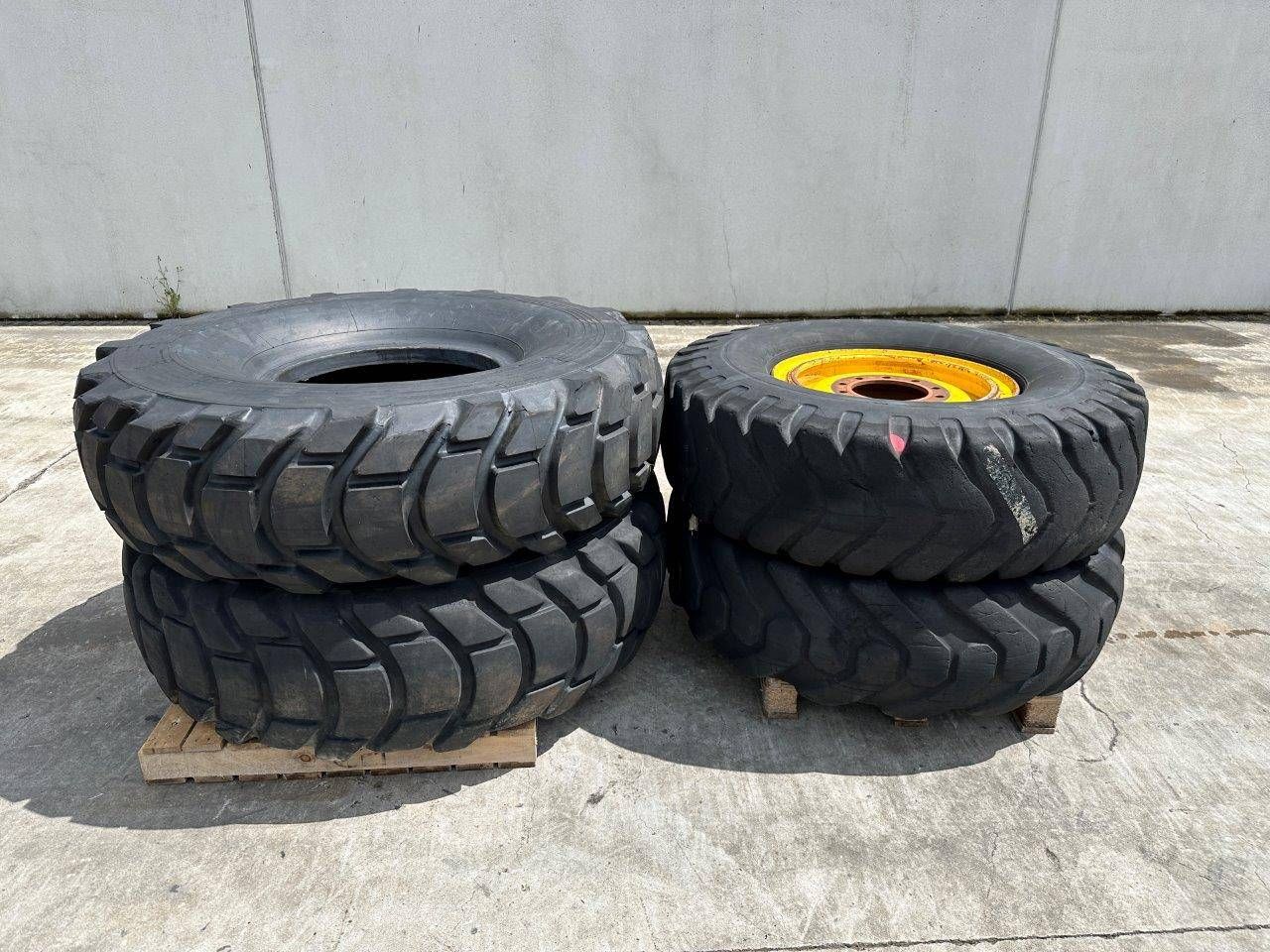 Various Dumper tires 4 pieces