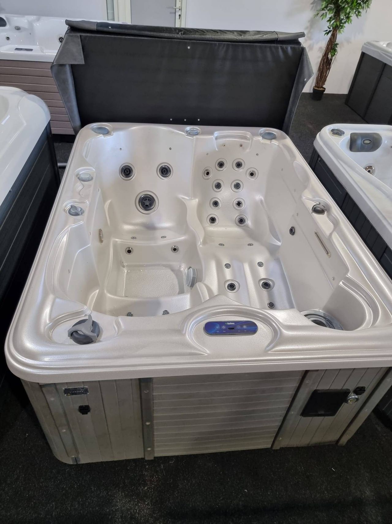 Jacuzzi Balboa 3 pers. 2.00 x 1.50 x 0.80m