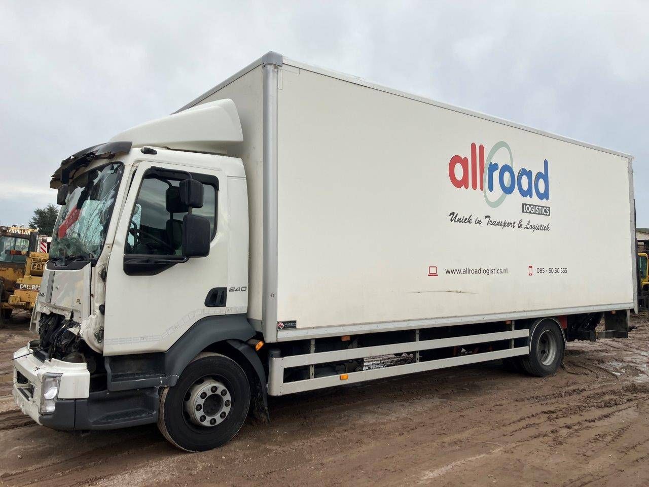 Truck Volvo FL Diesel 247hp