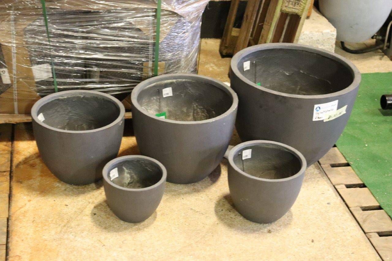 Flower pots 5 pieces New (Margin)