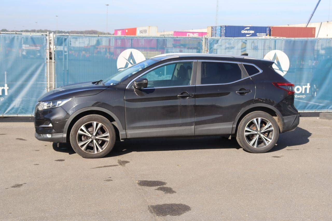 SUV Nissan Qashqai Diesel 130hp 2017 (Margin)