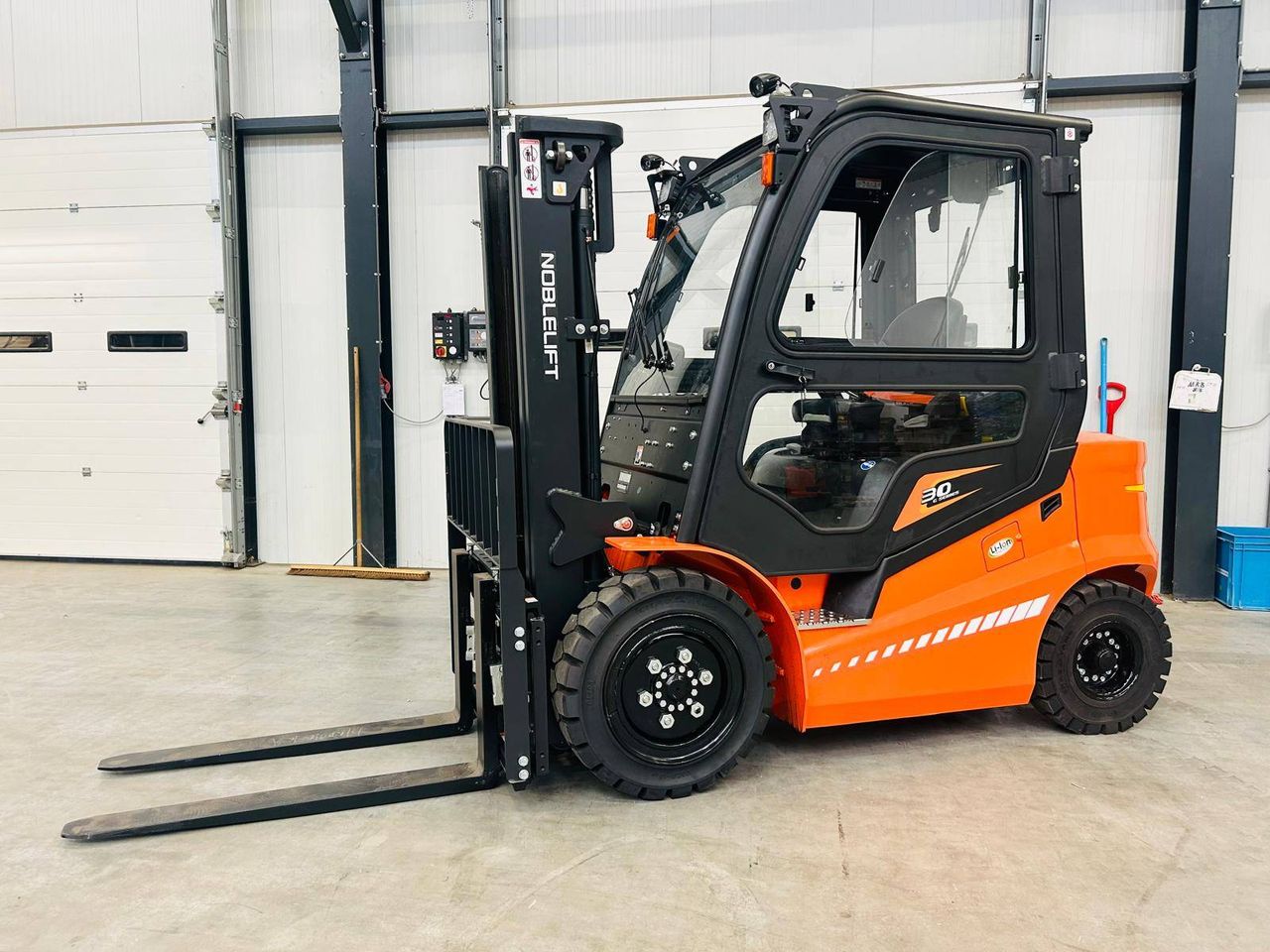 Heftruck Noblelift FE4P30G Elektrisch 3000kg 2024 Nieuw