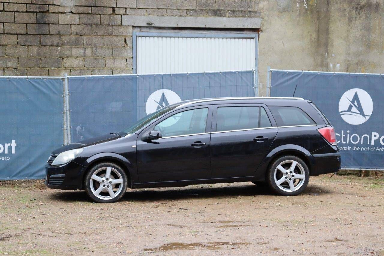 Opel Astra Petrol 105hp 2005 (Margin)