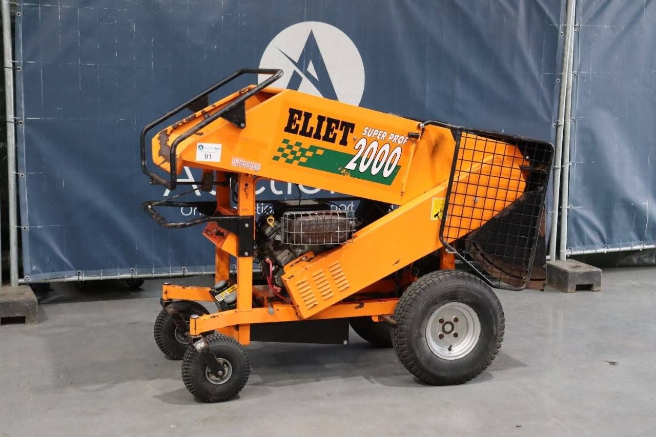 Wood chipper Eliet Super prof 2000 Petrol 2007