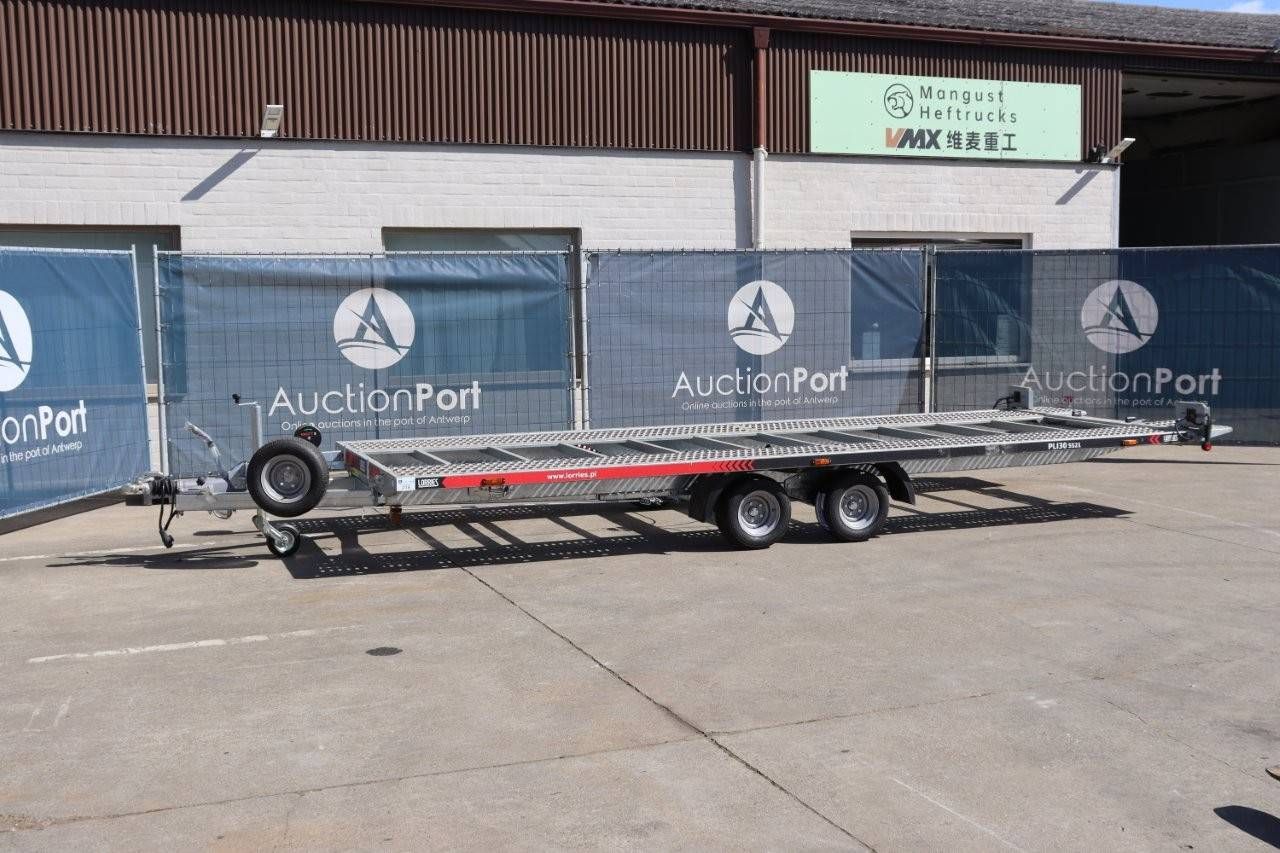 Tilting Car Transporter Lorries 3000RT New