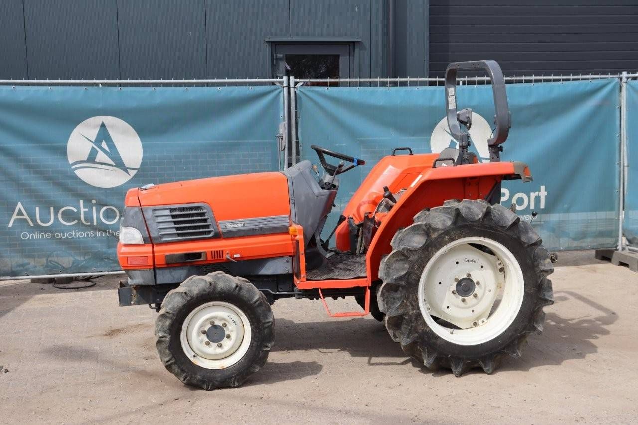 Tractor Kubota GL280 Diesel