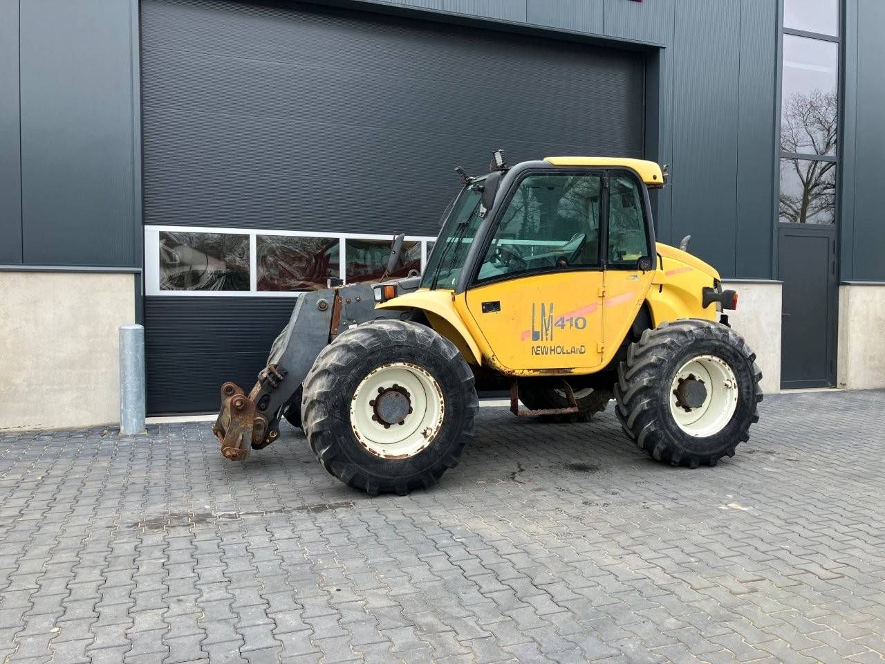 New Holland LM410 Diesel Telehandler 2800kg 2003