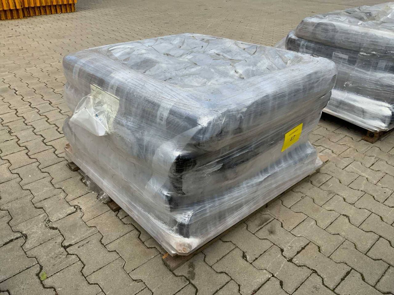 Pallet Roofing New