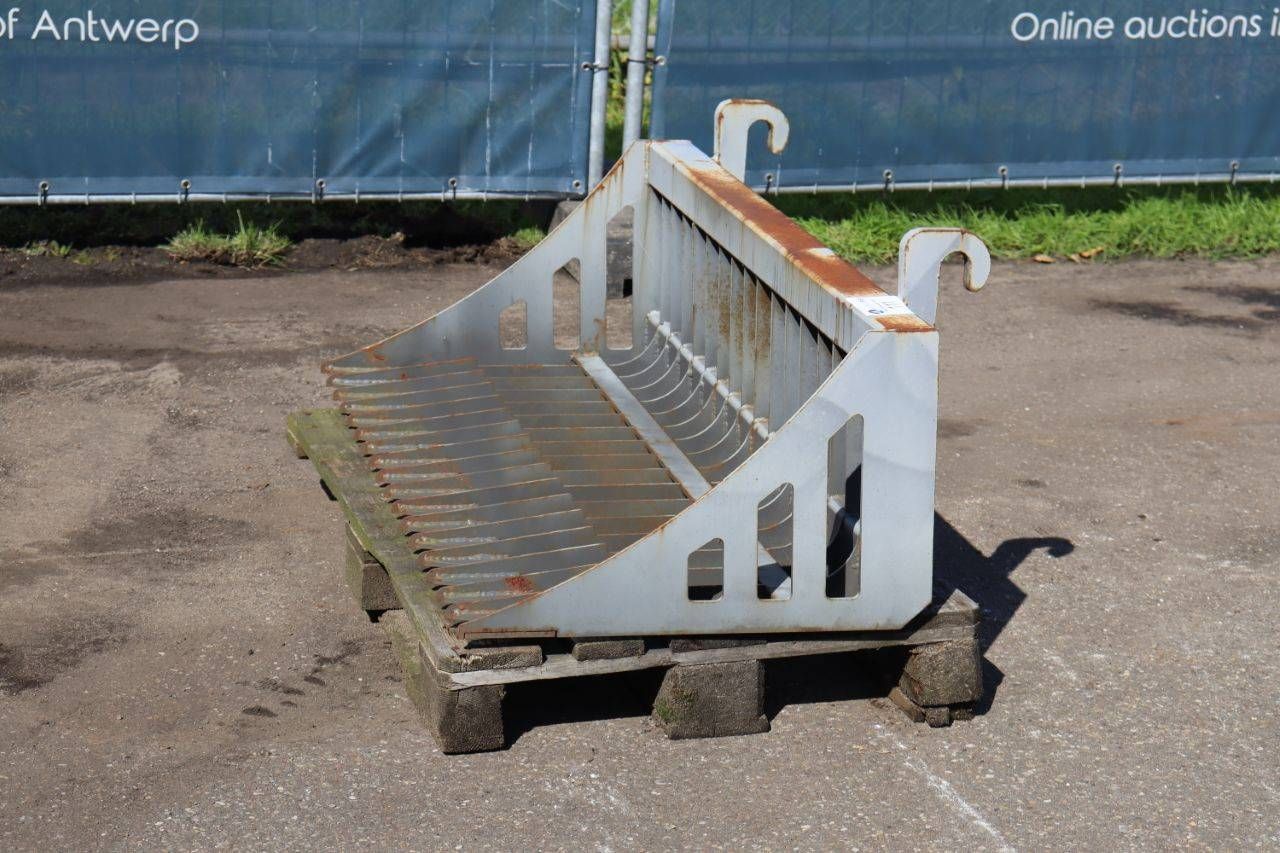 Rubble bin 140cm with Euro connection New