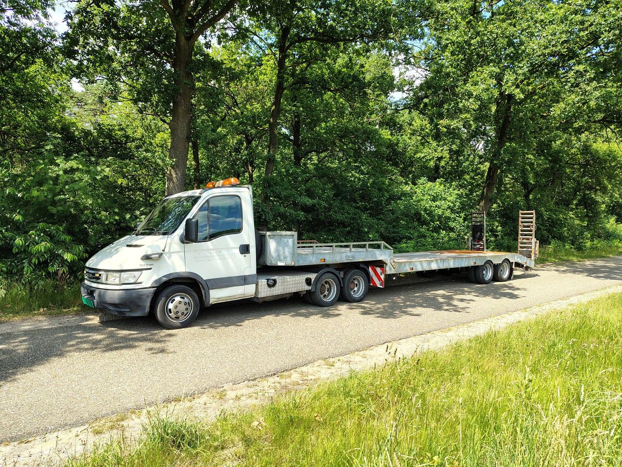 BE-Combination Iveco Daily 40C17 2005
