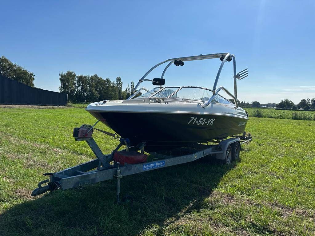 Boat Bayliner 71-54-YK with Semitrailer (Margin)