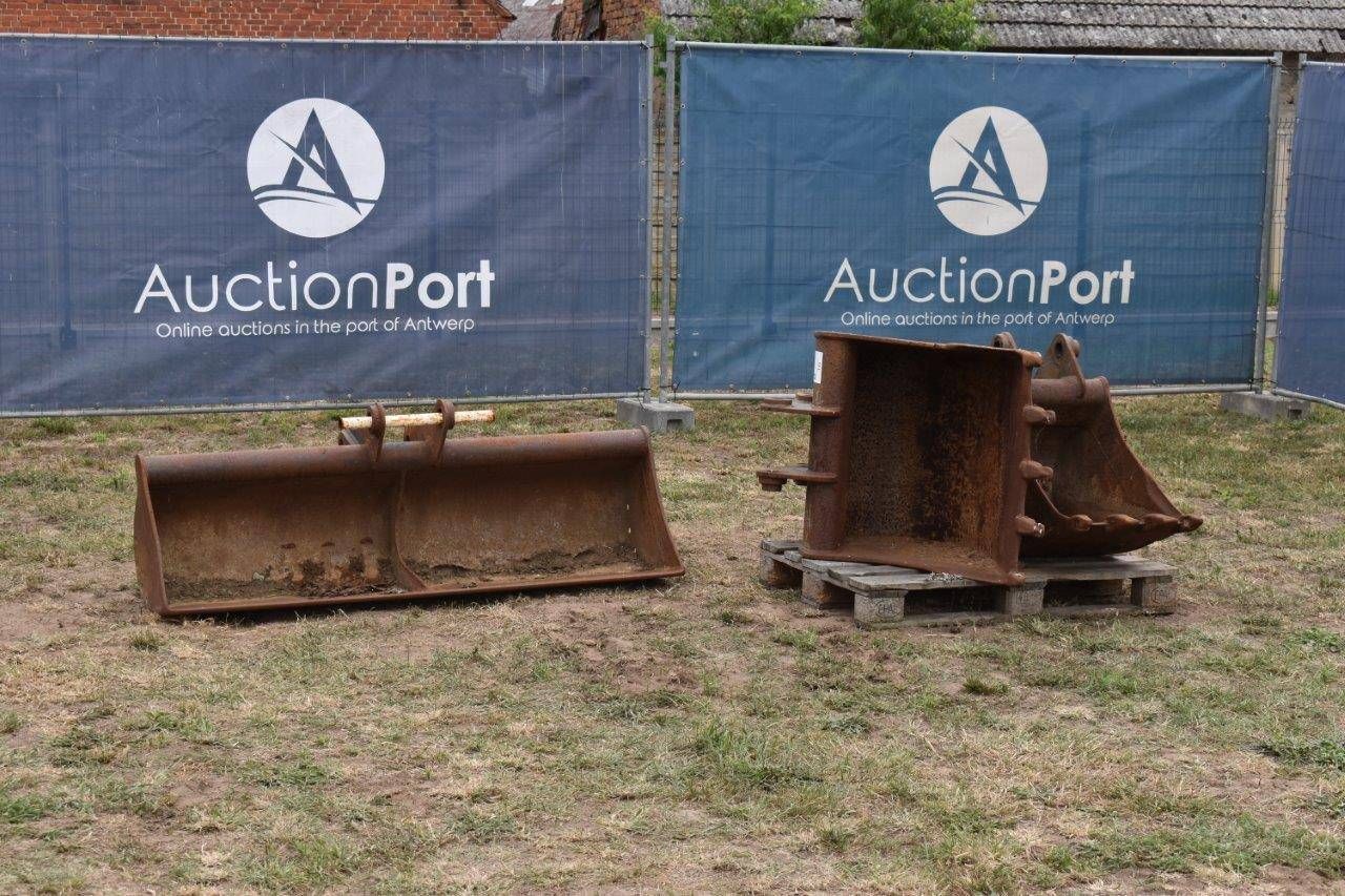 Party Excavator Buckets