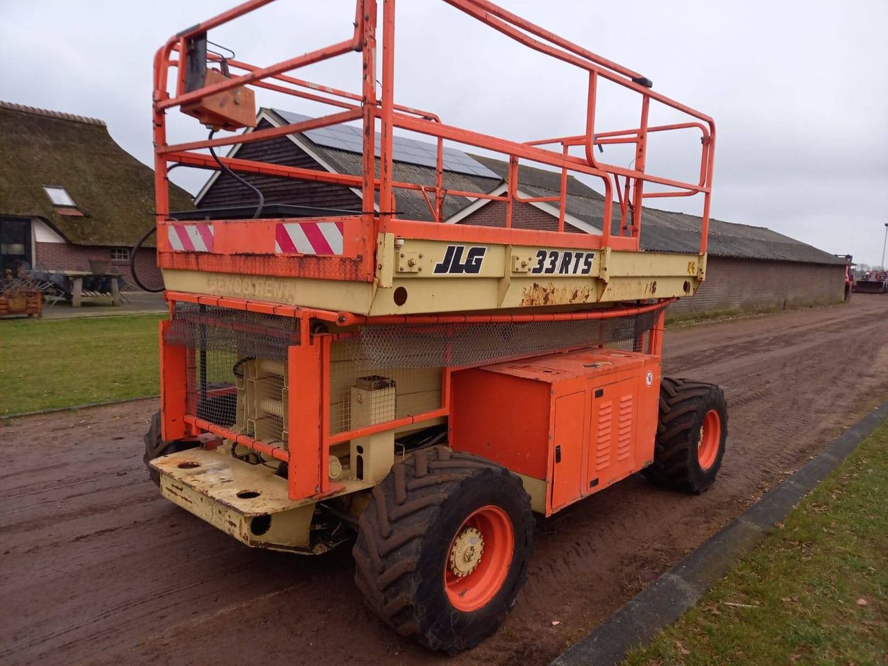 Scissor lift JLG 33RTS Diesel 12m 1998