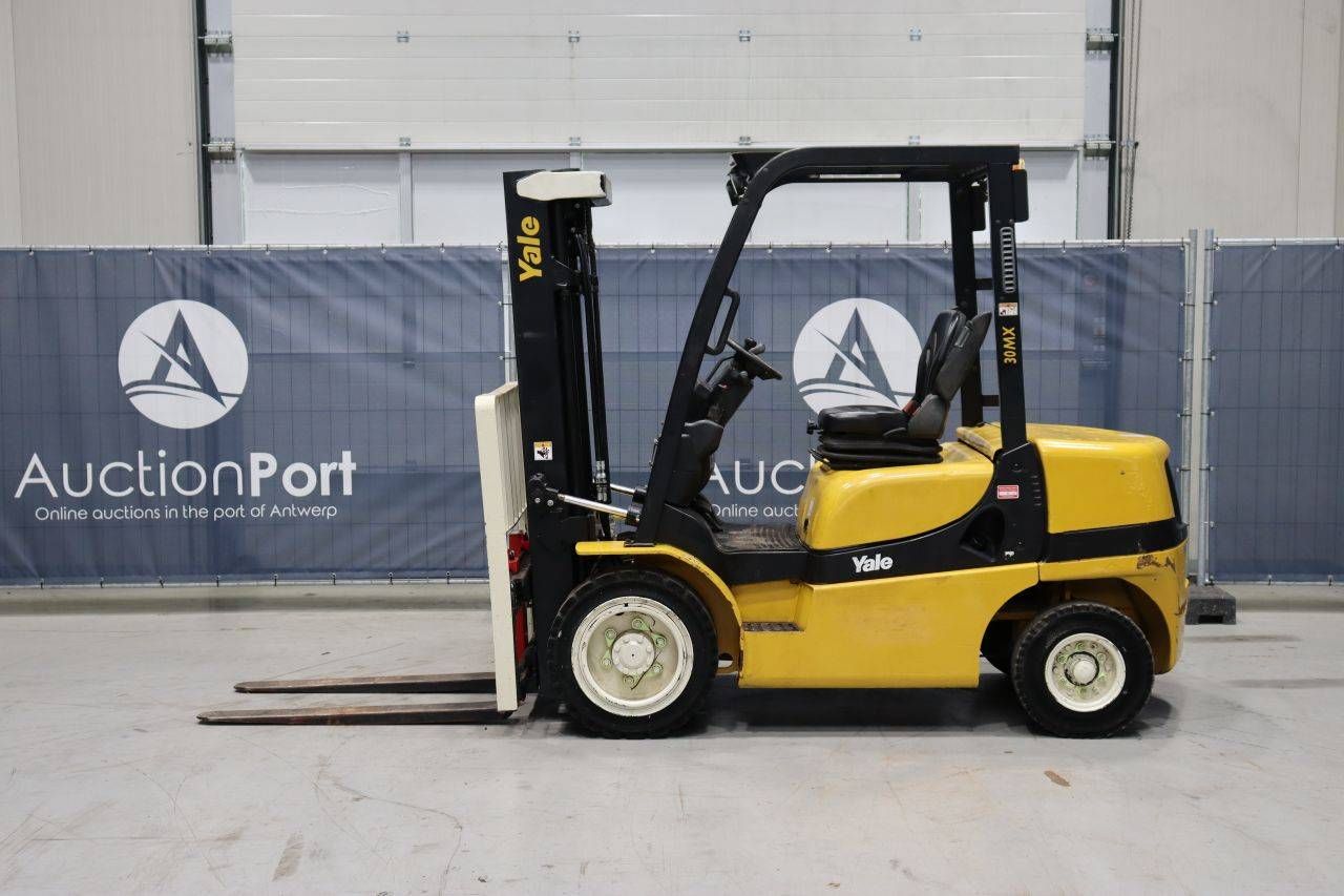 Empilhadeira Yale GDP30MXE2195 Diesel 2370kg 4,6m 2019